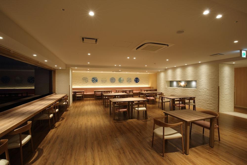 旅館 函館 湯の川 平成館しおさい亭 4*