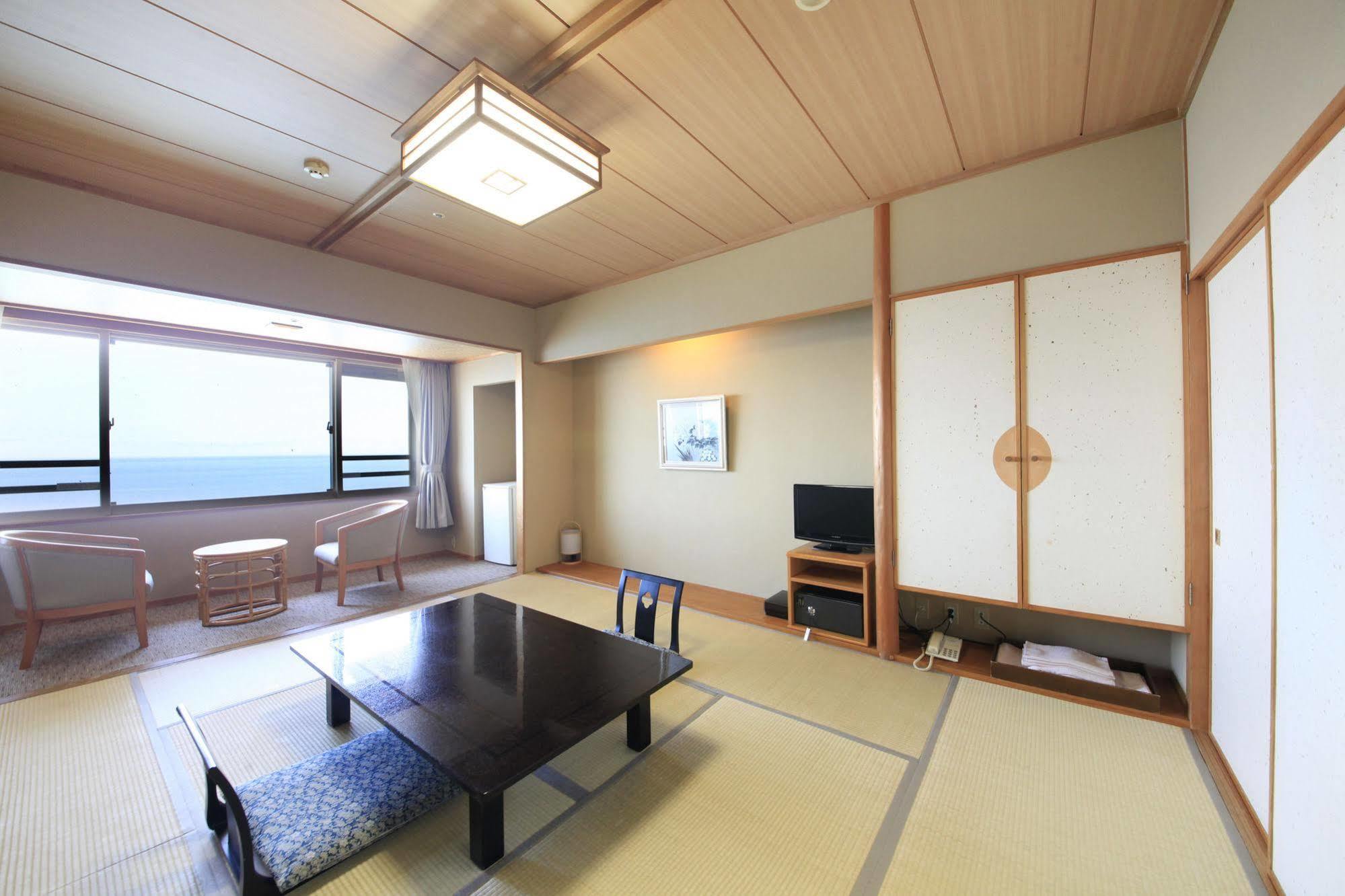 函館 湯の川 平成館しおさい亭 函館市