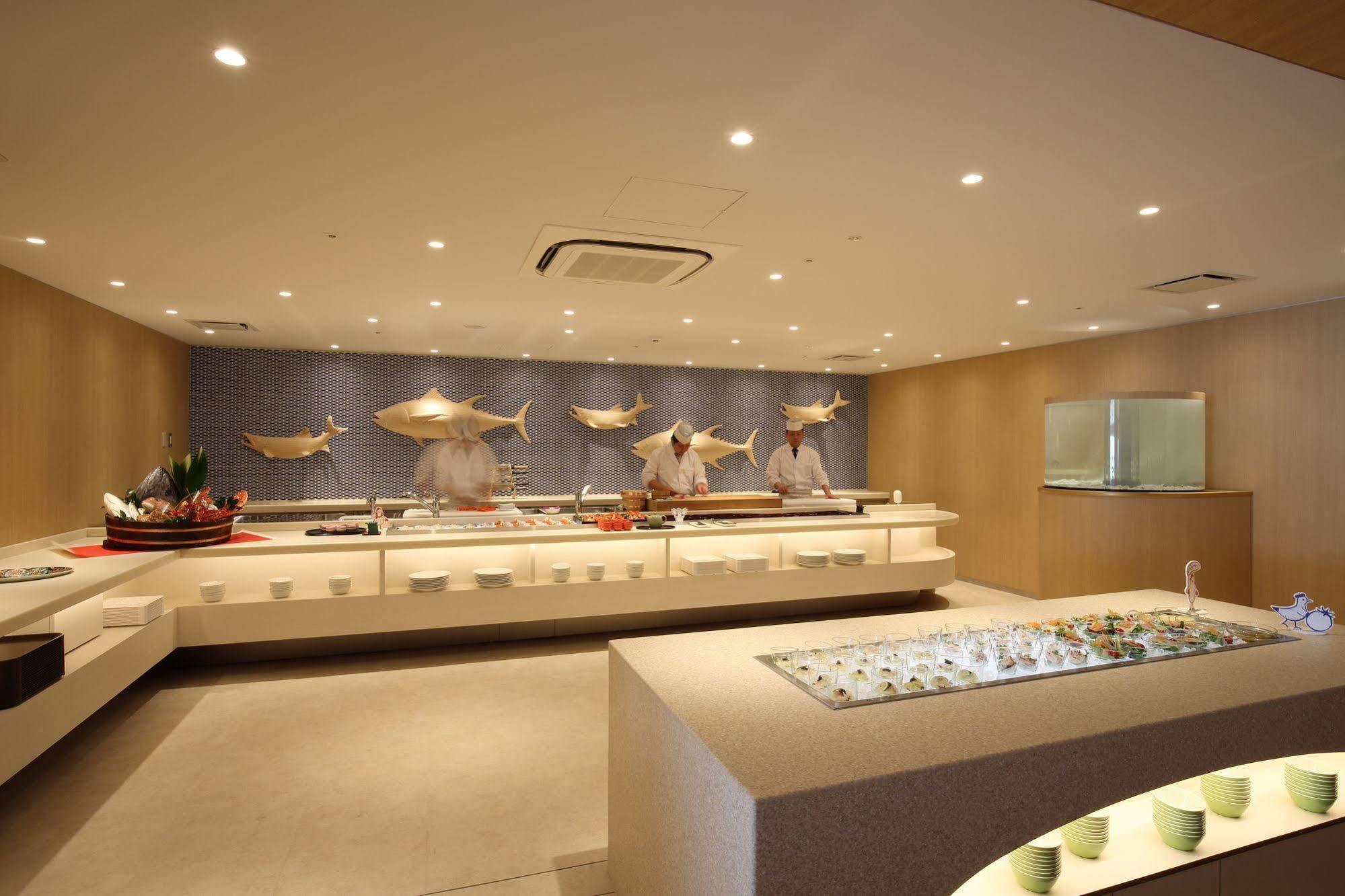 函館 湯の川 平成館しおさい亭 旅館 4*